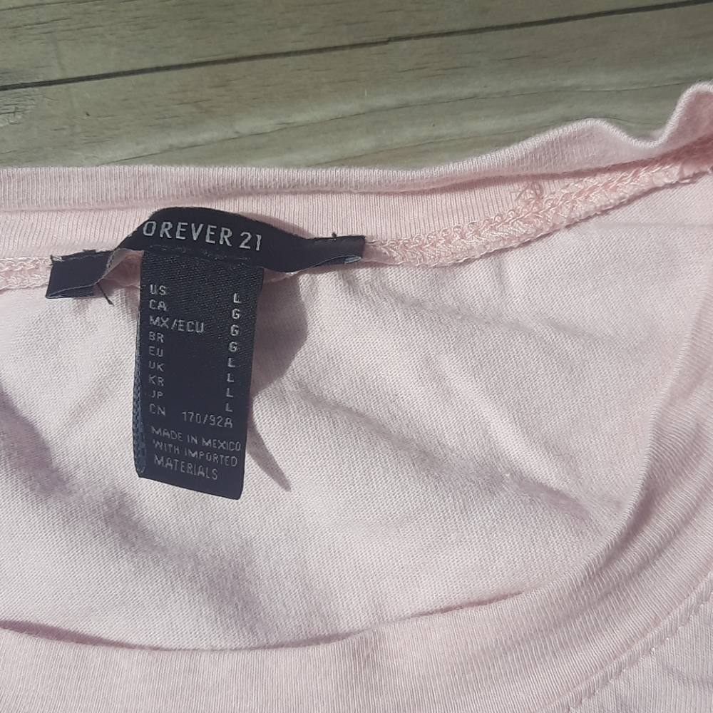Forever‎ 21 tee - Picture 3 of 9